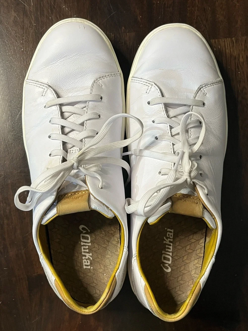 Olukai Lae'Ahi Li'Ili White Leather Sneakers, Sz 10.5